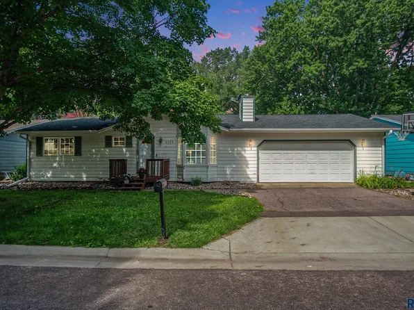 4109 W Mesa Pass, Sioux Falls, SD 57106