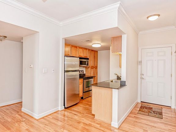 3rd image of 323 Clara Ave Unit 34
