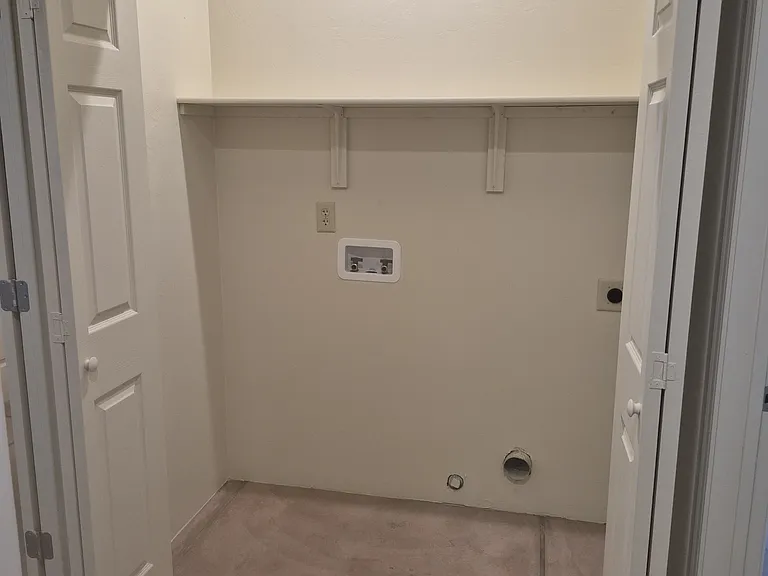 laundry hook up