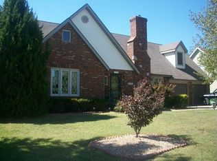 2319 S Golden Ave, Springfield, MO 65807