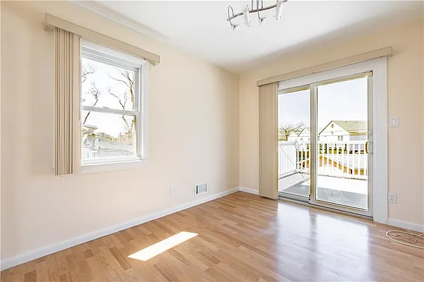 Sold by Remax Edge | media 39