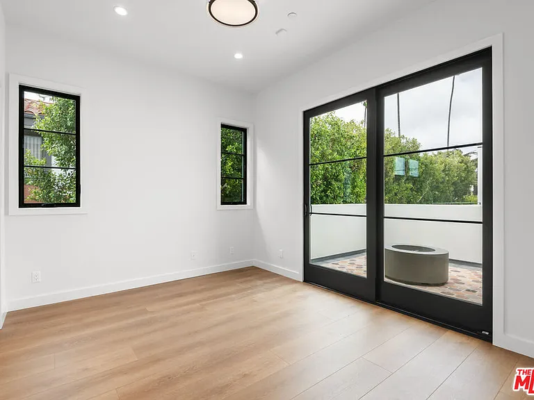 930 Lincoln Blvd #B — Photo 16
