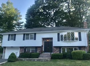 55 Dean Rd, Milton, MA 02186