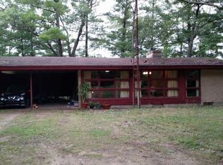 9626 Silver Creek Rd, Whitehall, MI 49461