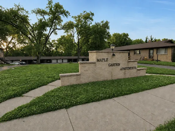 322 Maple Dr APT 2, Morris, IL 60450