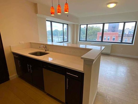 5th image of 393 Lefferts Ave APT 4D