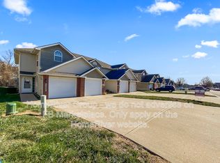 13737 Post Oak Ln, Platte City, MO 64079