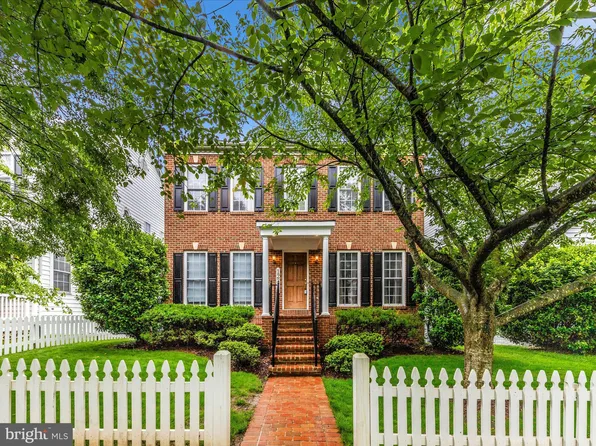 12318 Cherry Branch Dr, Clarksburg, MD 20871