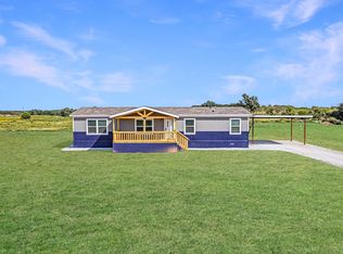 370 Leech Rd, Poolville, TX 76487