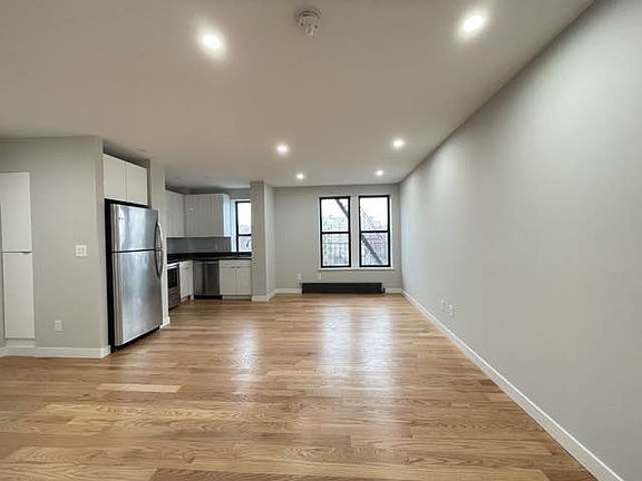 2nd image of 486 Brooklyn Ave #E21