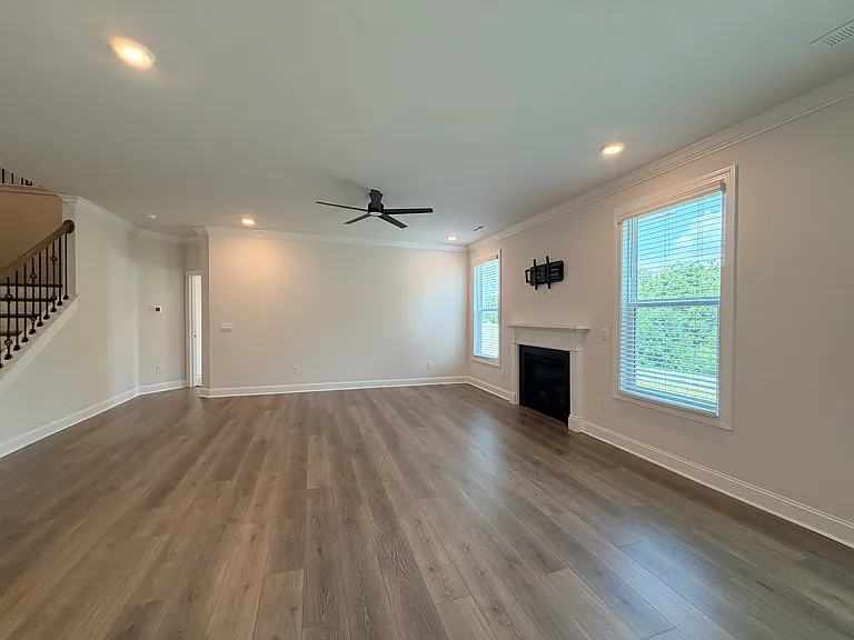 4270 Pelican St — Photo 48