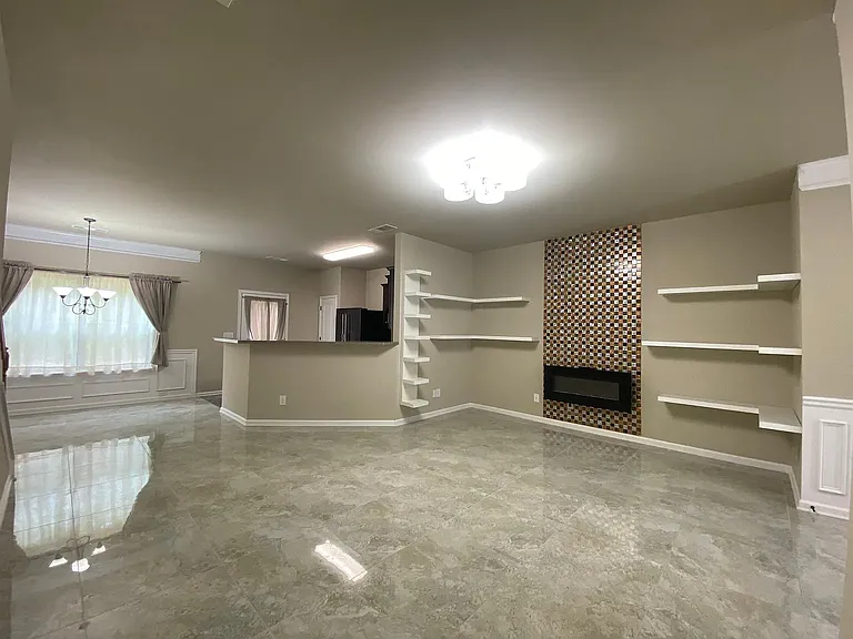 644 Oakside Pl — Photo 5