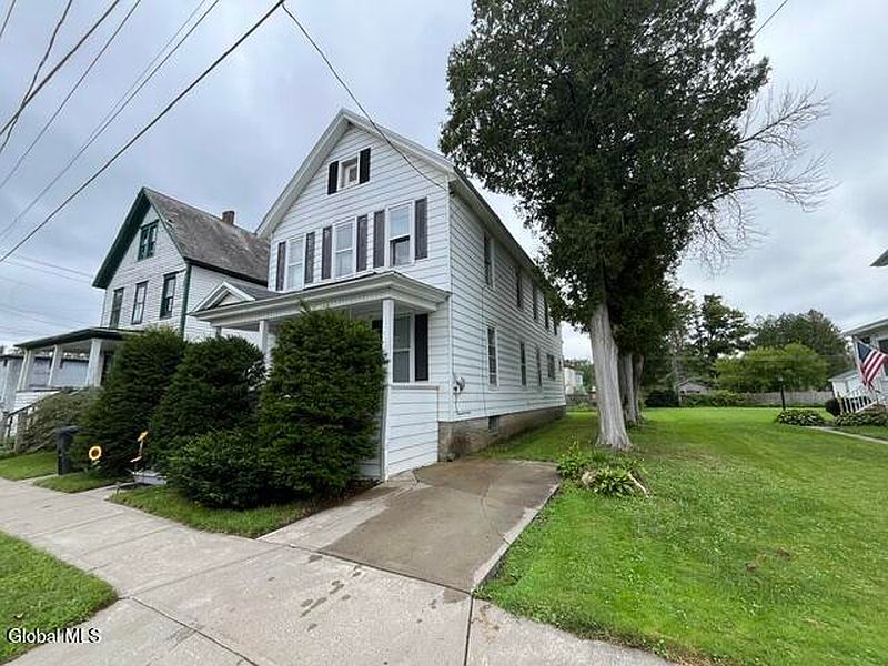 3rd image of 103 Pleasant Avenue