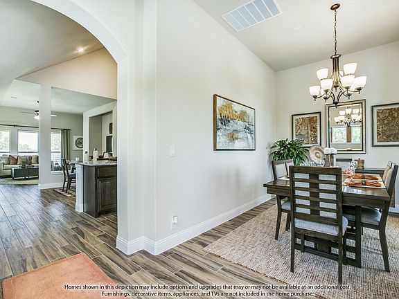 Union Park Dogwood III Model Formal Dining