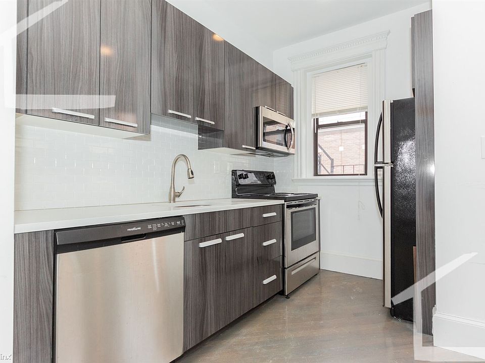 11 Queensberry St. #31 Boston (Fenway) Unit Photo 3