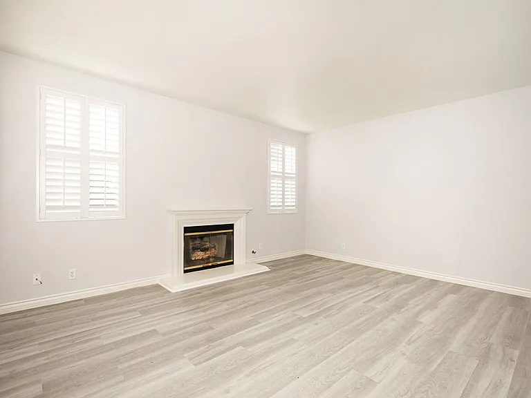54 Cameray Hts — Photo 3