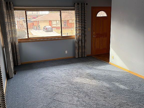 3rd image of 7210 Englewood Dr