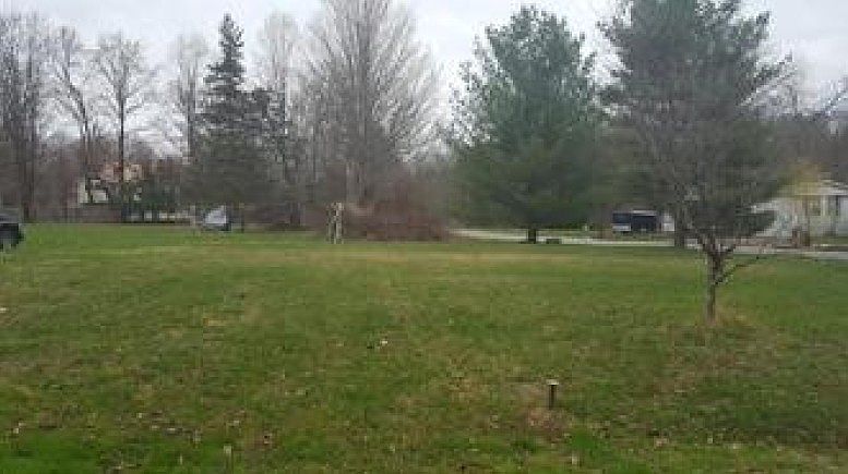 2nd image of 20 Thompson St
