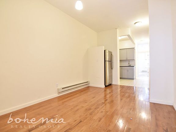 3rd image of 2028 2nd Ave APT 3S