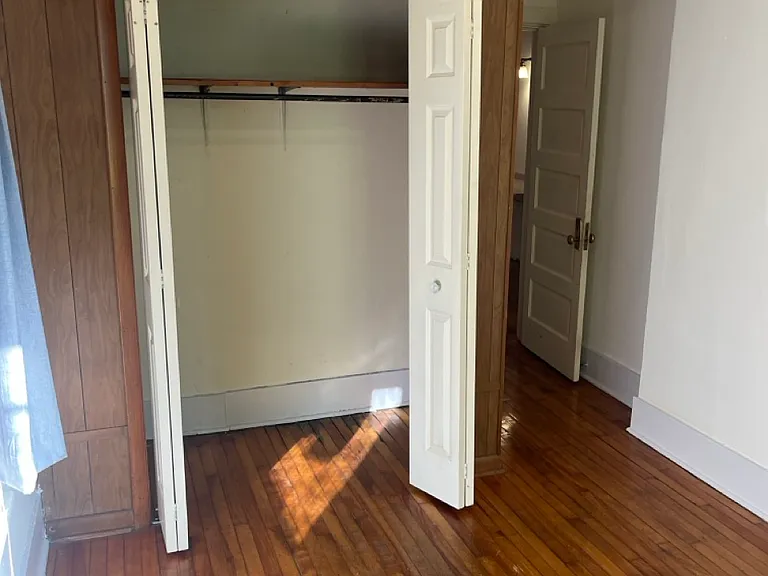 512 E Johnson St #1 — Photo 22