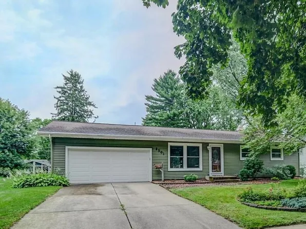 2301 Teal Dr, Madison, WI 53711