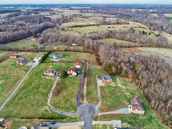 2nd image of 3041 Meadowview Ct #9