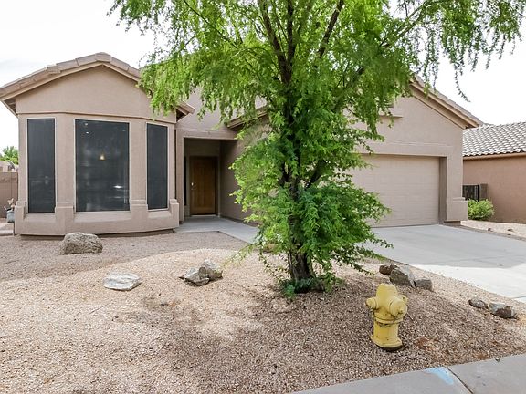 2nd image of 2331 N Malachite Cir