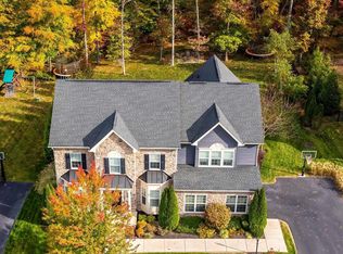 21102 Honeycreeper Pl, Leesburg, VA 20175