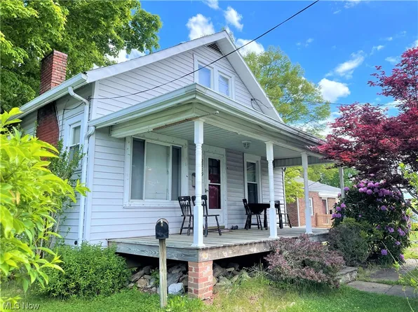 2719 25th St, Parkersburg, WV 26104