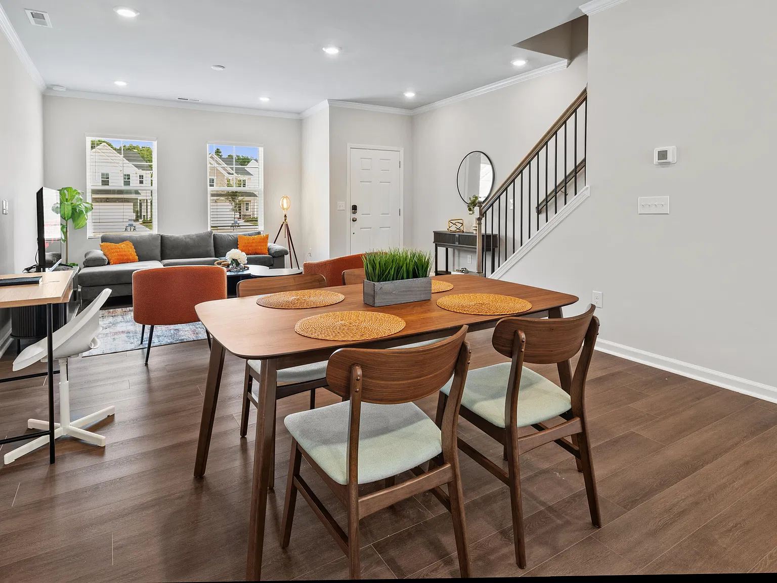 2 bed, 2.5 bath, $2,600 — Photo 3