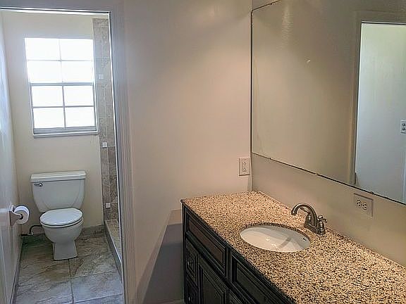  granite & maple vanity 