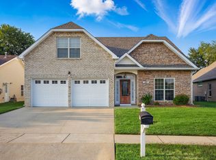 291 Turnberry Cir, Clarksville, TN 37043