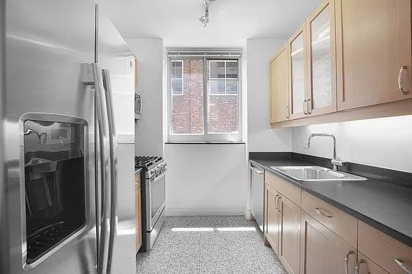 Rented by Park River | media 7