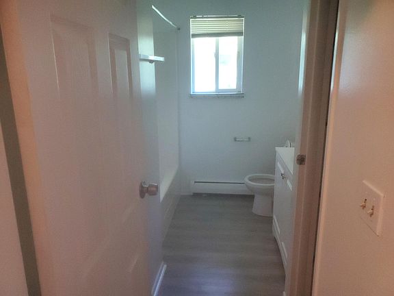 4th image of 1938 N 33rd St APT G
