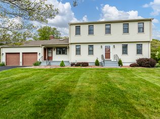 15 Apple Ln, Colchester, CT 06415