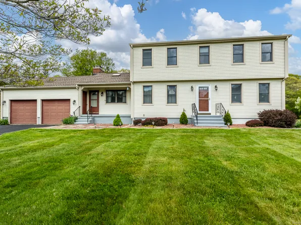 15 Apple Lane, Colchester, CT 06415
