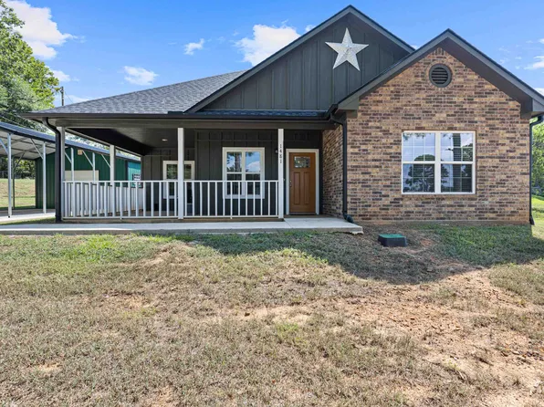 1481 W Gay Ave, Gladewater, TX 75647