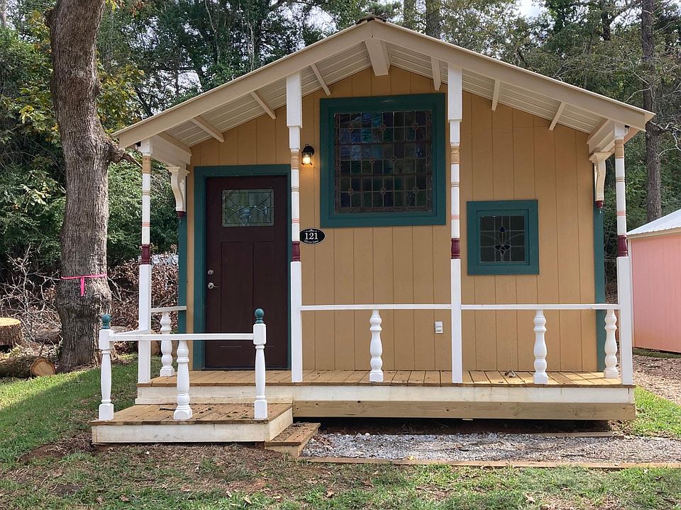 Custom built cottage