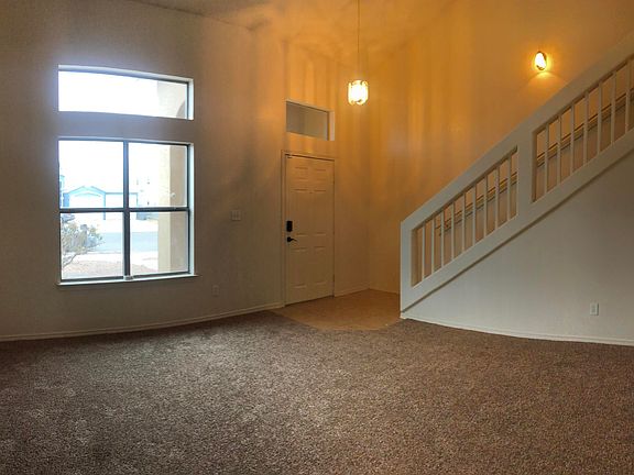 3rd image of 10829 Walden Pond St