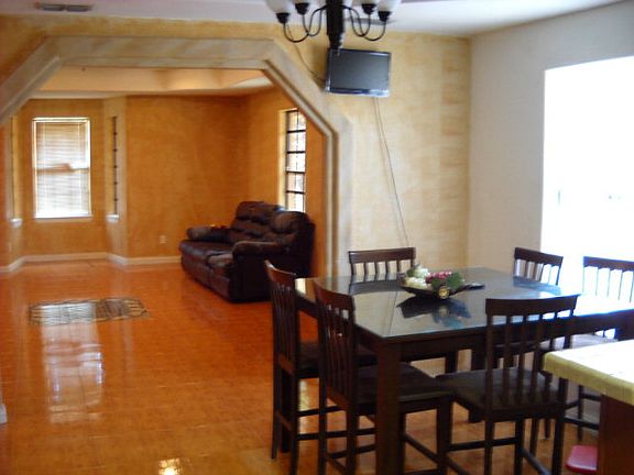 5th image of 6001 Jarrett Dr