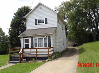 40 Emerson Ave, Wheatland, PA 16161