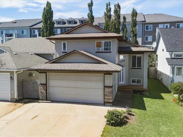 41 E Pinnacle Rd, Grande Prairie, AB T8W 0A9