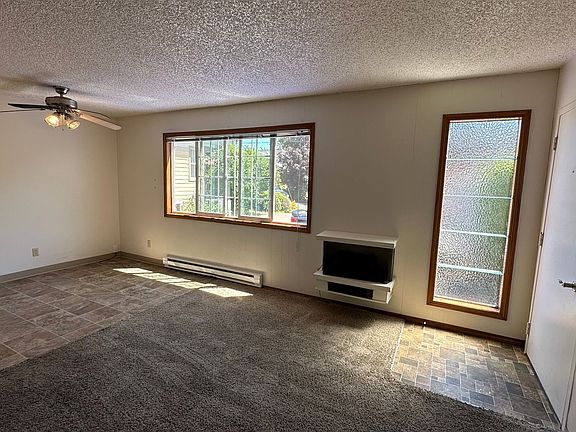 3rd image of 2205-2213 NE 46th Ave #2207K142