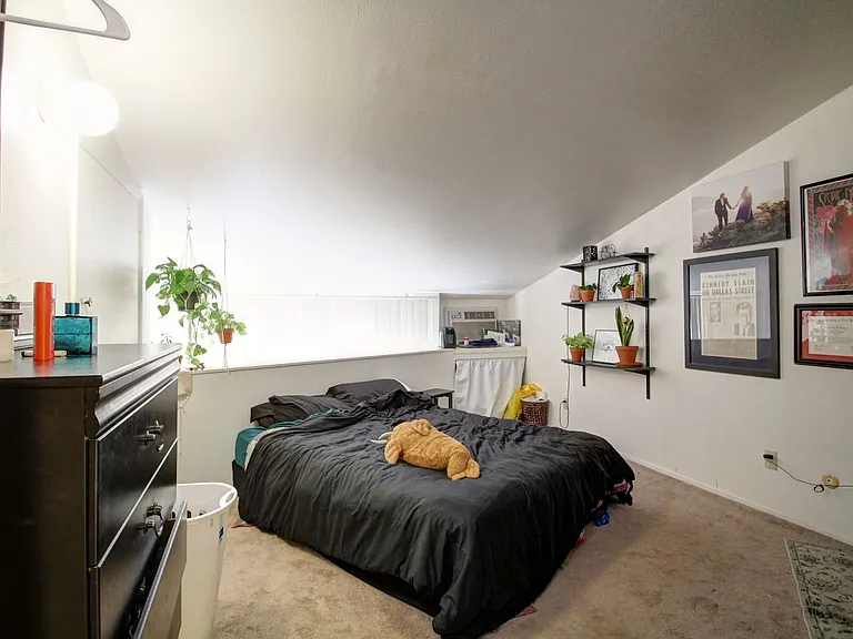 3460 Madison Ave — Photo 7