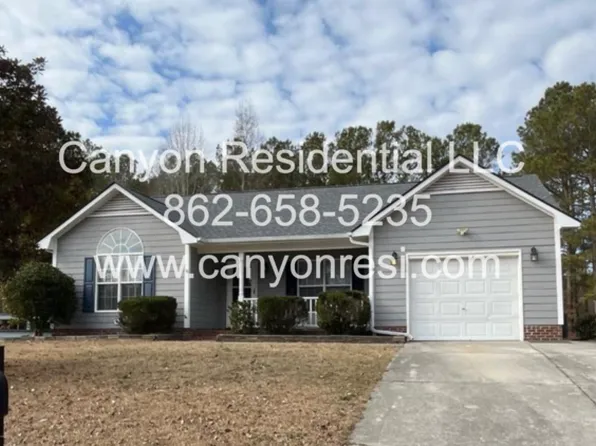 461 Bedford Knoll Dr, Winston Salem, NC 27107