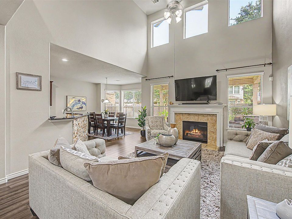 1st image of 24718 Crystal Leaf Ln
