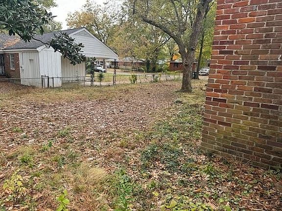 2nd image of 1314 Randall Dr