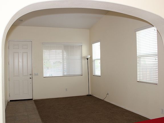 4th image of 15 W Steer Ct