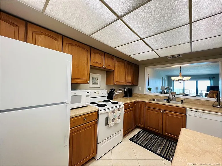 9400 S Ocean Dr #1003-B — Photo 7