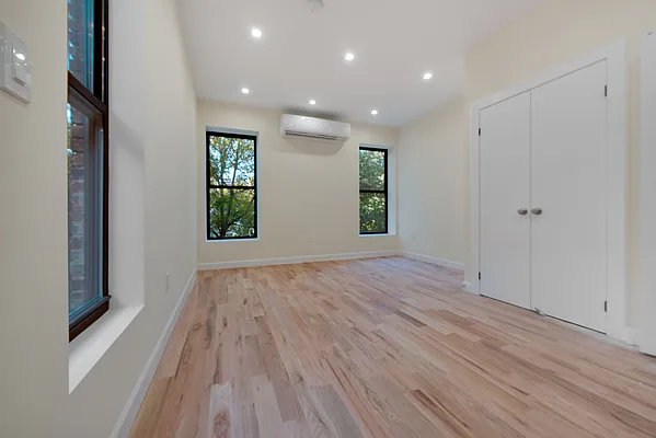 Rented by Compass | media 15